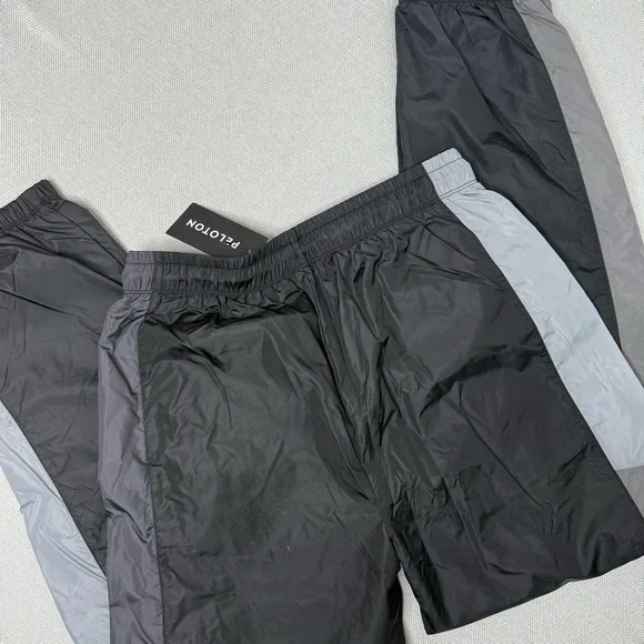 Peloton Track Pants Men's M Black/Gray Nylon Joggers‎ Lined NWT - Picture 4 of 4